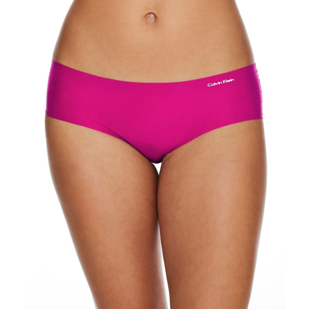 NWT Calvin Klein Invisibles Hipster Panty D3429